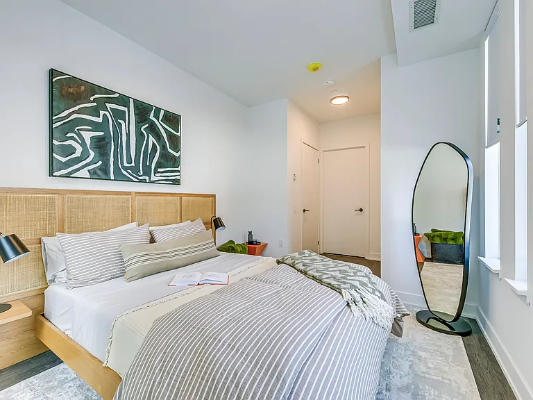 185 Enfield Pl — Photo 22