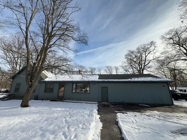 5266 Whiteford Rd, Sylvania, OH 43560