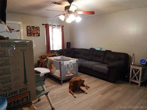 3rd image of 2051 Shellfield Rd