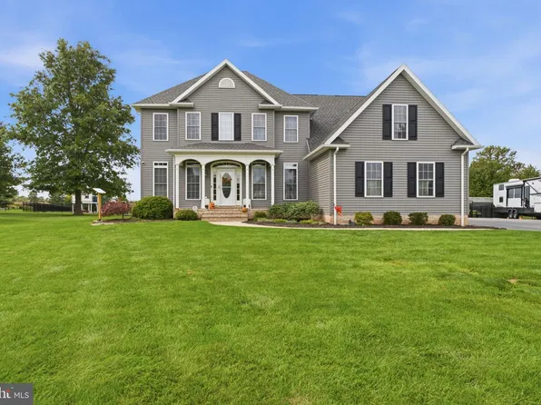 93 Quail Ct, Littlestown, PA 17340