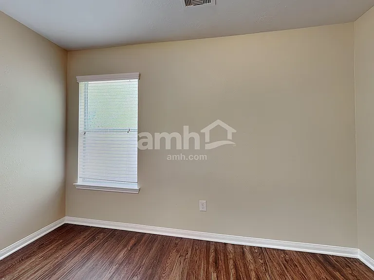 22270 Queenbury Hills Dr — Photo 16
