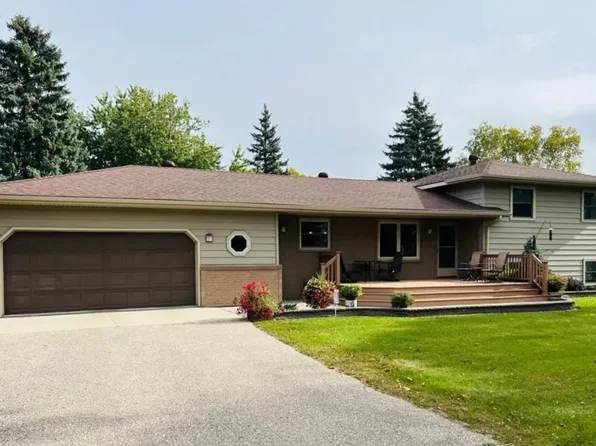 10617 130th Ave NE, Thief River Falls, MN 56701