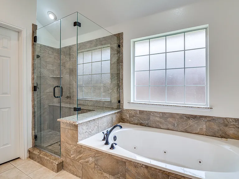 313 Bricknell Dr — Photo 10