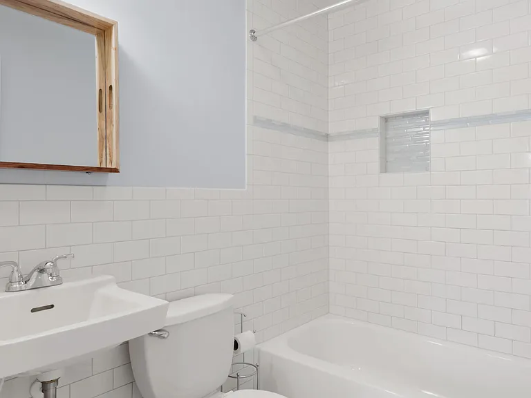 1009 N Buchanan Blvd #L — Photo 19