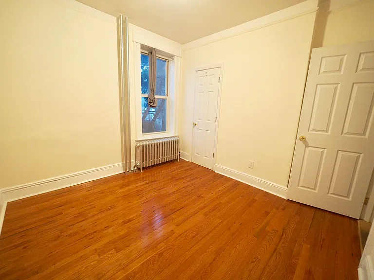 34-27 37th St #1D — Photo 7