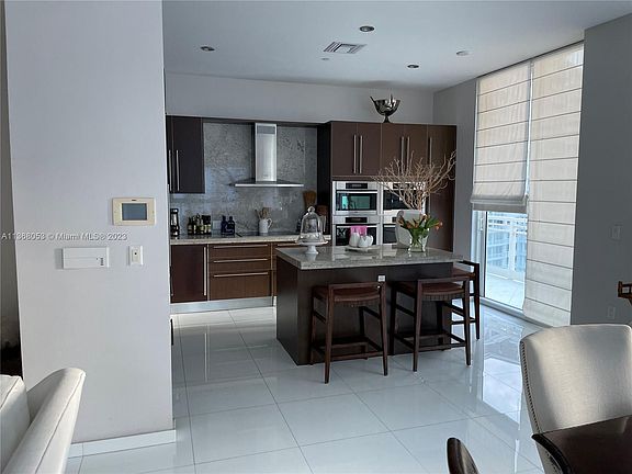 4th image of 900 Brickell Key Blvd APT 1901