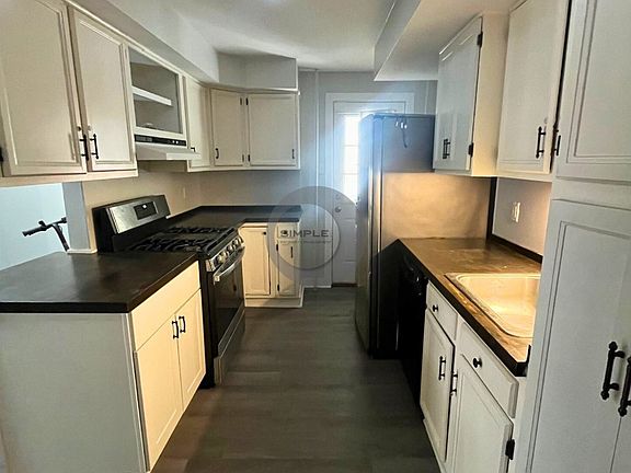 2nd image of 1401 Muhlenberg St #1