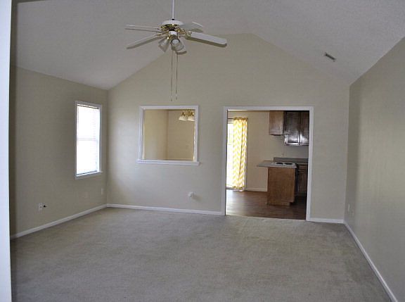 5th image of 3912 Heatherwoods Dr