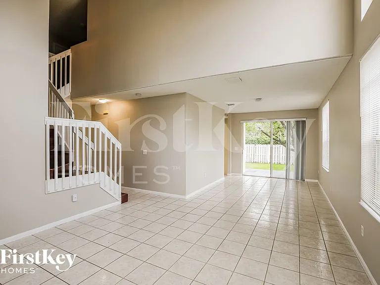 1436 NW 159th Ln — Photo 3