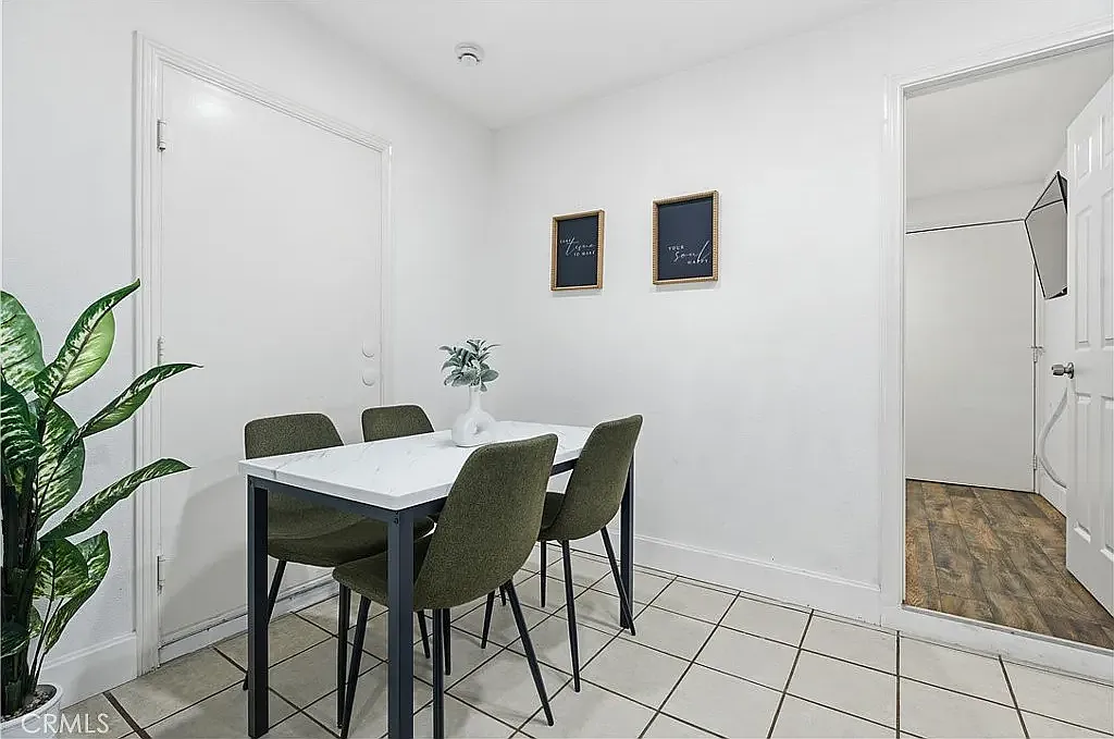 1 bed, 470 sqft, $2,200 — Photo 4