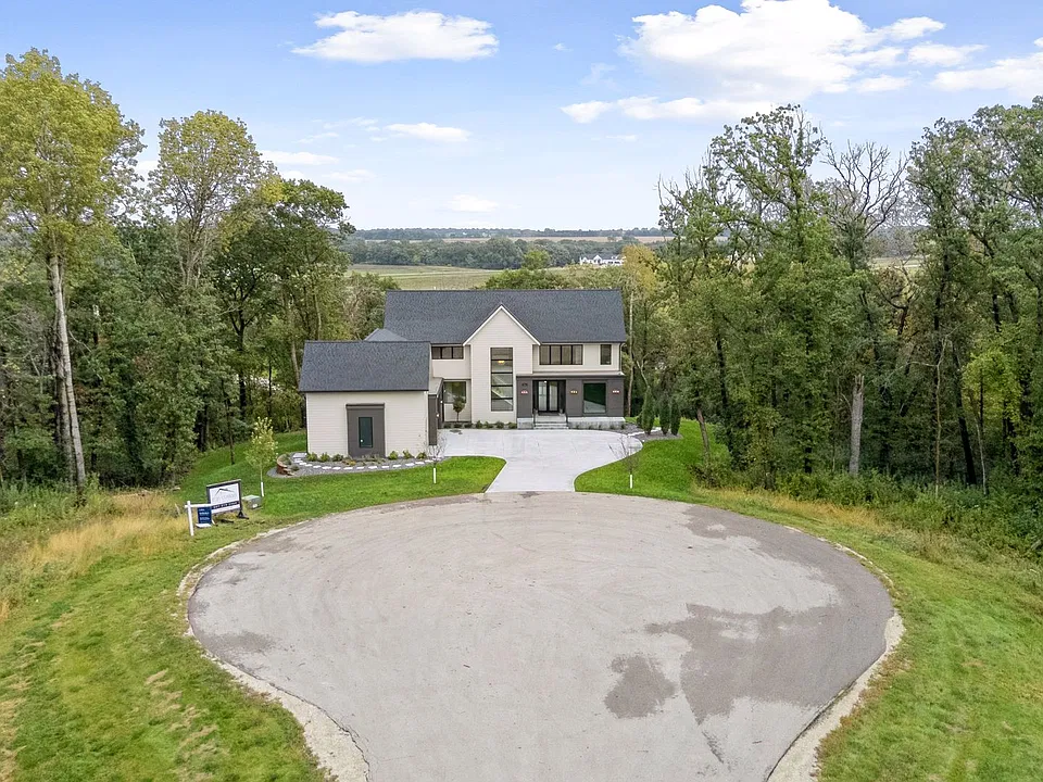 5010 Millie Rd SW