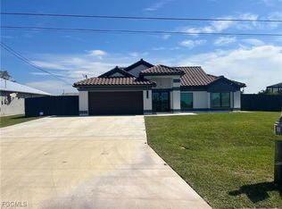 1215 NW 38th Ave, Cape Coral, FL 33993