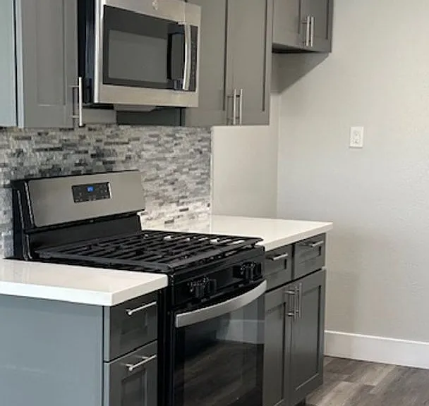 14339 Flallon Ave — Photo 2