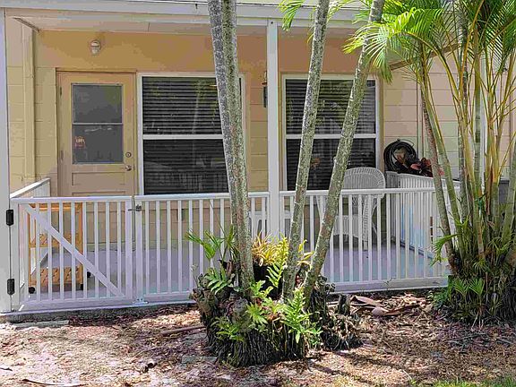 2nd image of 2330 Ecuadorian Way APT 18