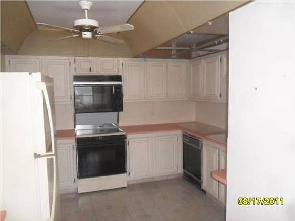 3rd image of 3400 W Broward Blvd