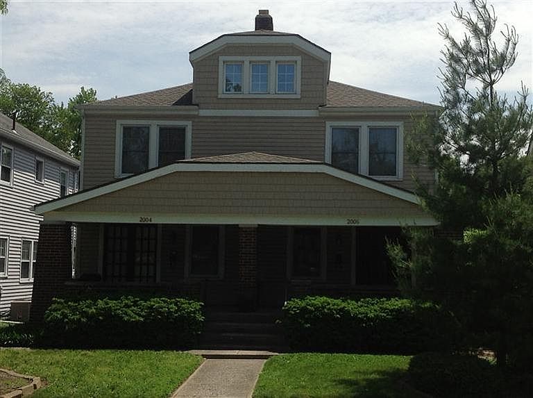 1st image of 2004 Far Hills Ave