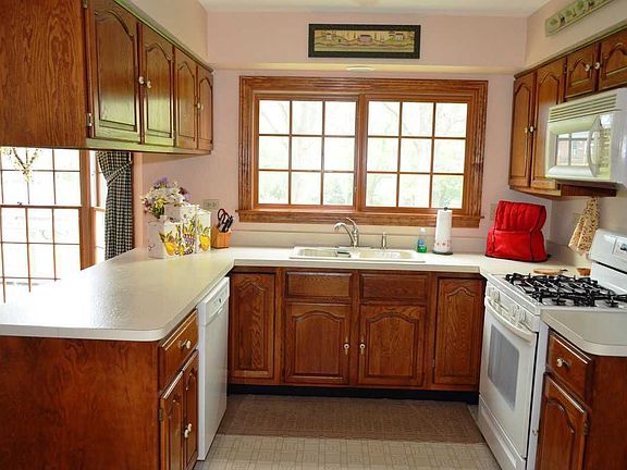 4th image of 5N637 Forest Glen Ln