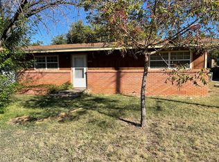 1616 W Avenue I, San Angelo, TX 76901