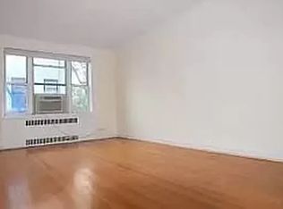 160 E 3rd St APT 5J, New York, NY 10009