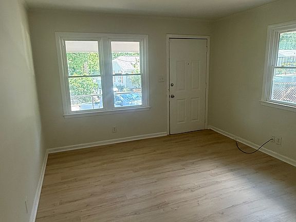3rd image of 1206 Gholson Ave #1208