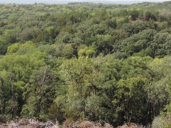 13 Tempe St, Yankton, SD 57078