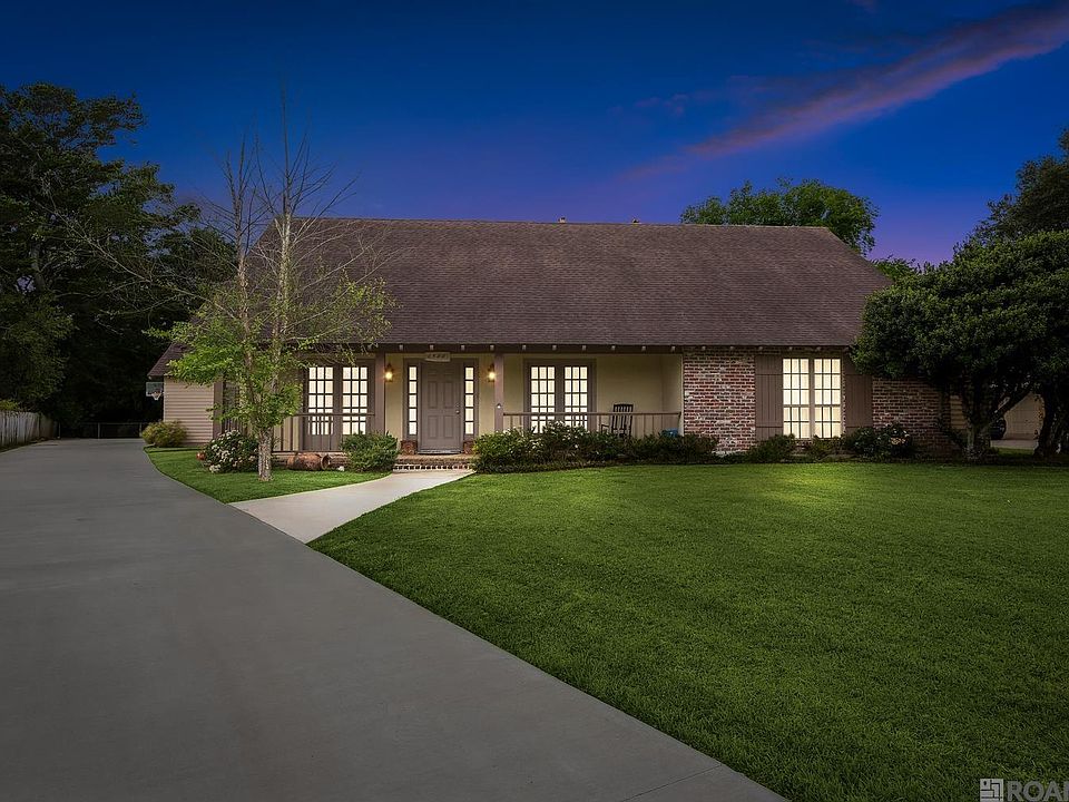 1st image of 1588 Havenwood Dr