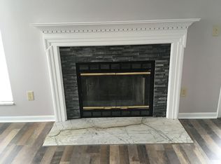 8005 Pinehill Rd, Lewis Center, OH 43035