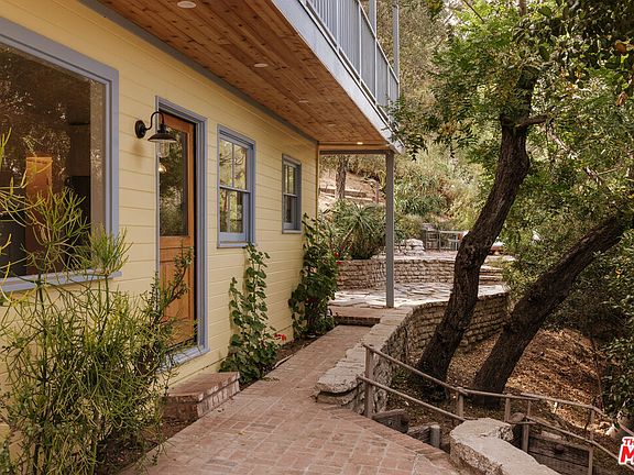 3rd image of 2041 N Alta Vista Ave