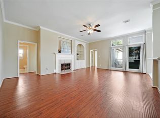 2039 Canyon Crest Dr, Sugar Land, TX 77479