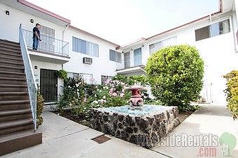 1st image of 6701 Haskell Ave APT 6