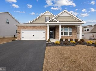 10 Raccoon Ln, Barnegat, NJ 08005