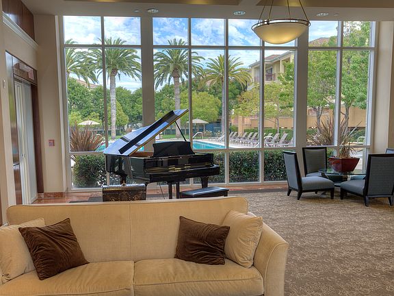 4th image of 4517 Carlyle Ct APT 4111