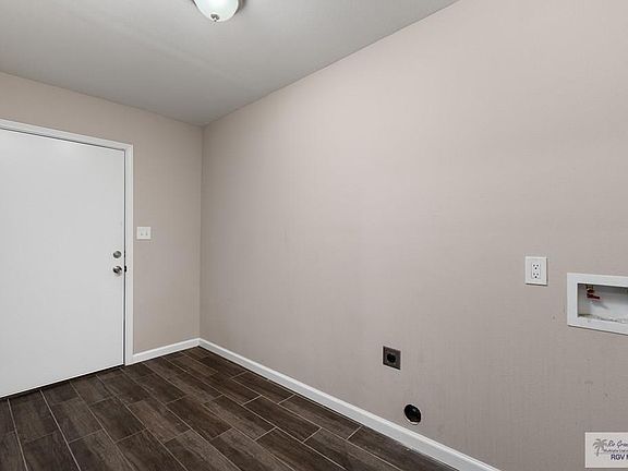 5th image of 917 E Matz Ave