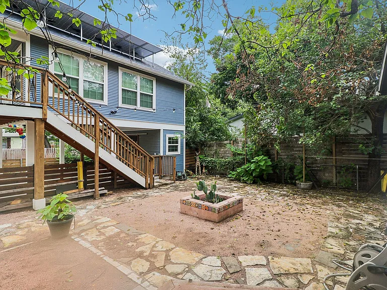 4315 Bellvue Ave — Photo 36