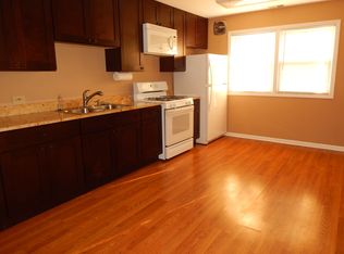3401 Hawthorne St, Franklin Park, IL 60131