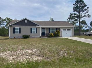 308 Basil Ct, Hubert, NC 28539