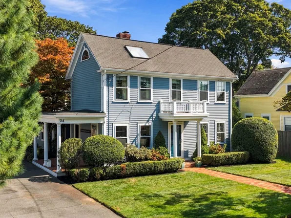 24 Ocean Ave, Marblehead, MA 01945