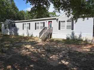 8041 Twin Lake Dr, Milton, FL 32583