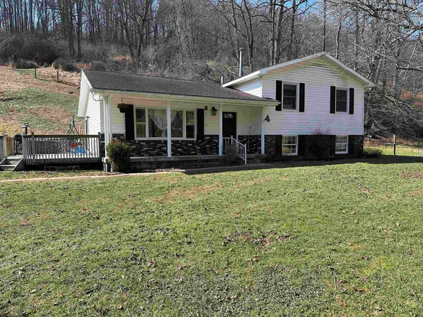 79 Punkin Center Rd, Fairview, WV 26570
