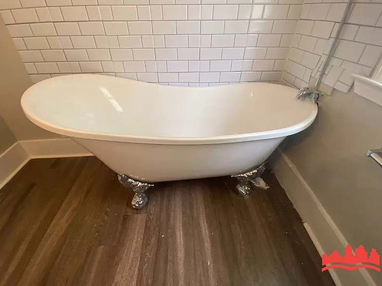 1532 Barton St — Photo 12
