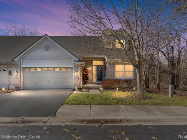 5597 Ashby Ct, Waterford, MI 48327