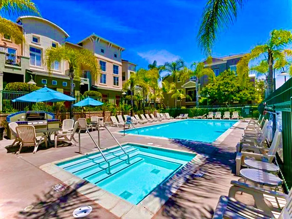 8713 Tribeca Cir