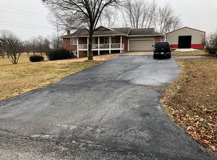 1570 Rock Ln, Nixa, MO 65714