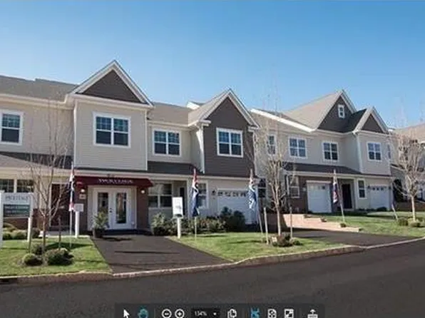 112 Savoth Ln, Colonia, NJ 07067