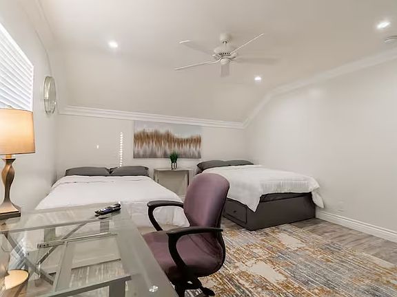 4th image of 1243 Welton Way