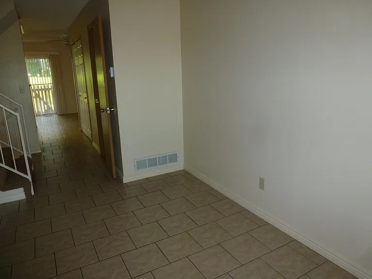 10174 W Dartmouth Ave — Photo 17
