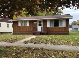1625 Dakota Ave, Gladstone, MI 49837