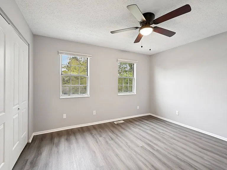 Park Place Apartments — Photo 24