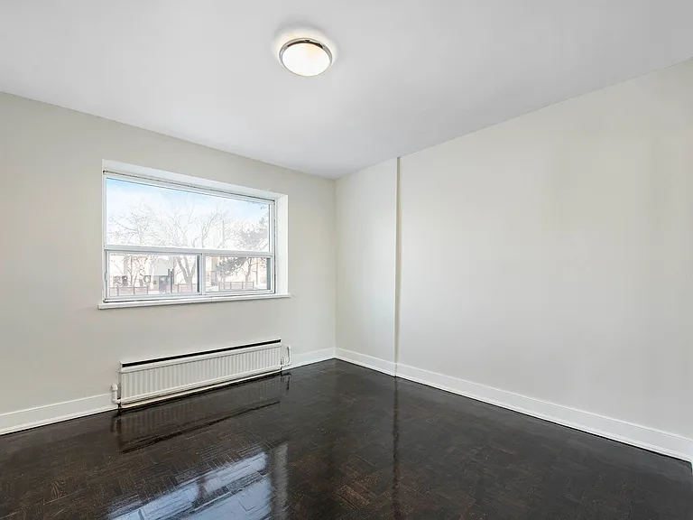 6 Auburndale Ct #301 — Photo 9
