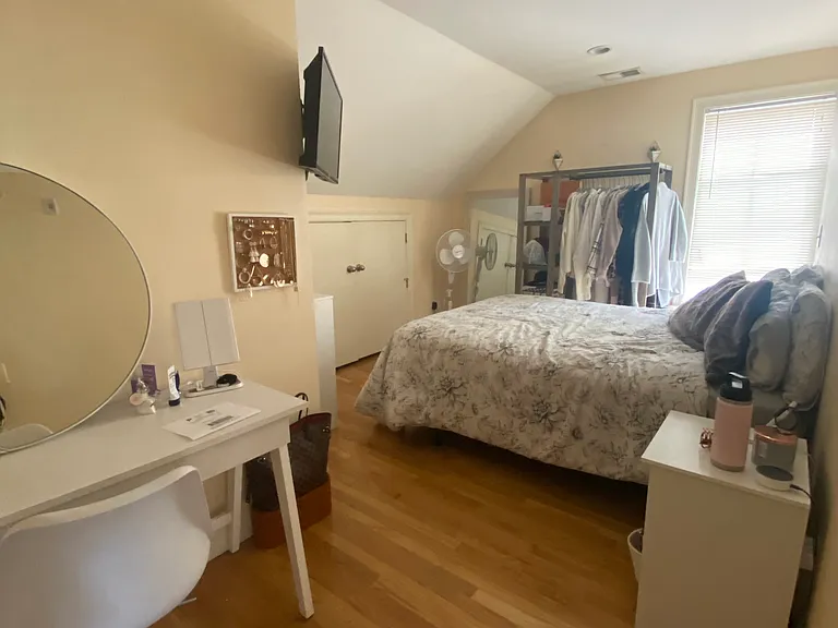 11 Sparhawk St #13 — Photo 13